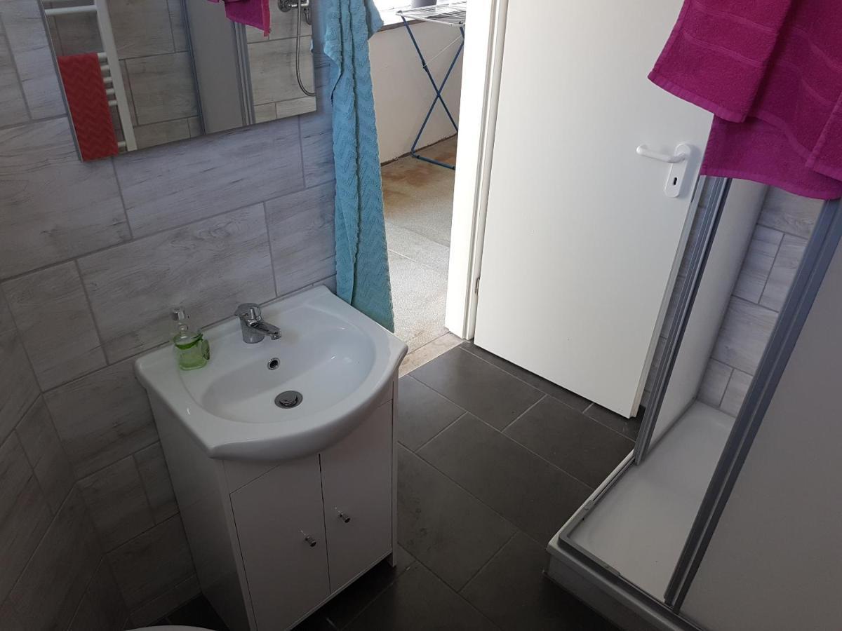 Einraum-Ferienwohnung 46M2 Eisenhuettenstadt-Diehlo Exterior photo